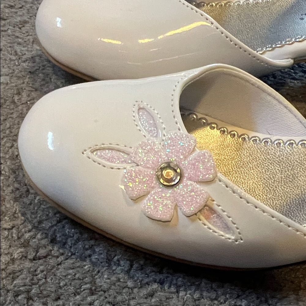 White Floral girls size 12 Dress Shoes - Picture 5 of 9